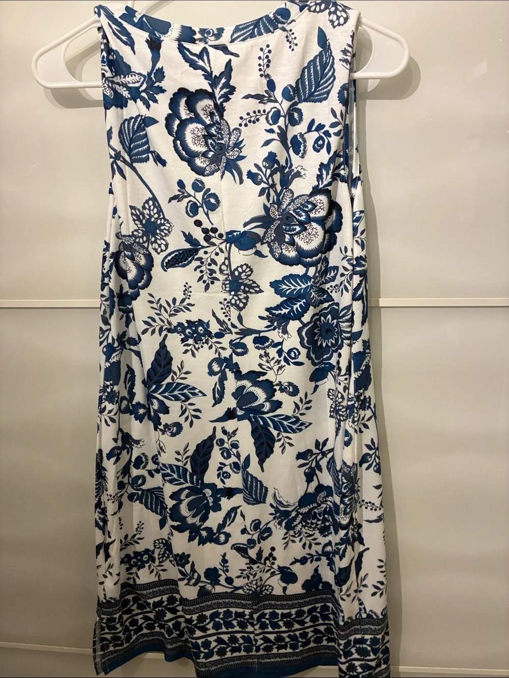 Sleeveless Blue Floral Mini Dress - White & Blue - Picture 3 of 4